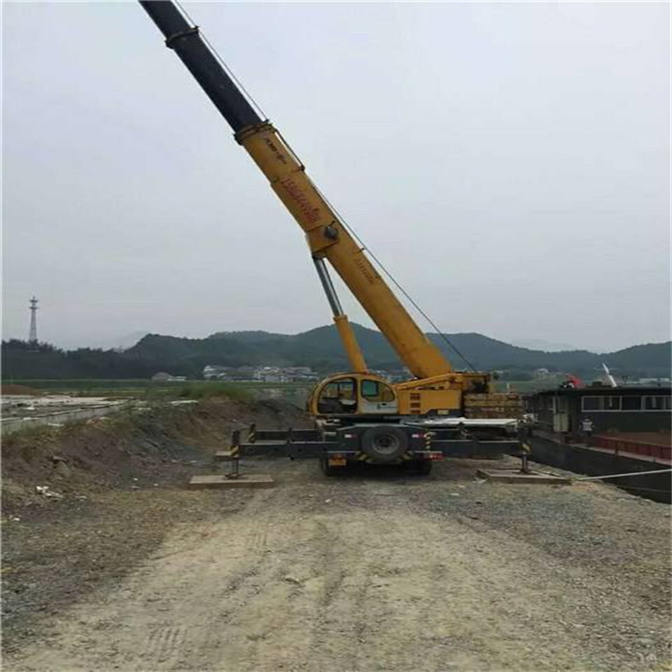 高密重型吊车租赁费用